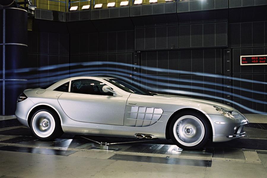  Mercedes-Benz SLR McLaren 2003 года  (фото 80 из 319)